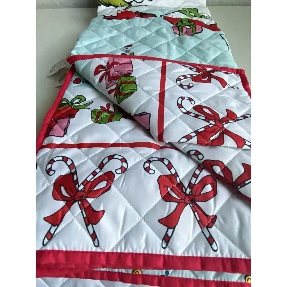 2 Piece Dr Seuss The Grinch Quilt Set TWIN Size Reversible Bedding Christmas NEW